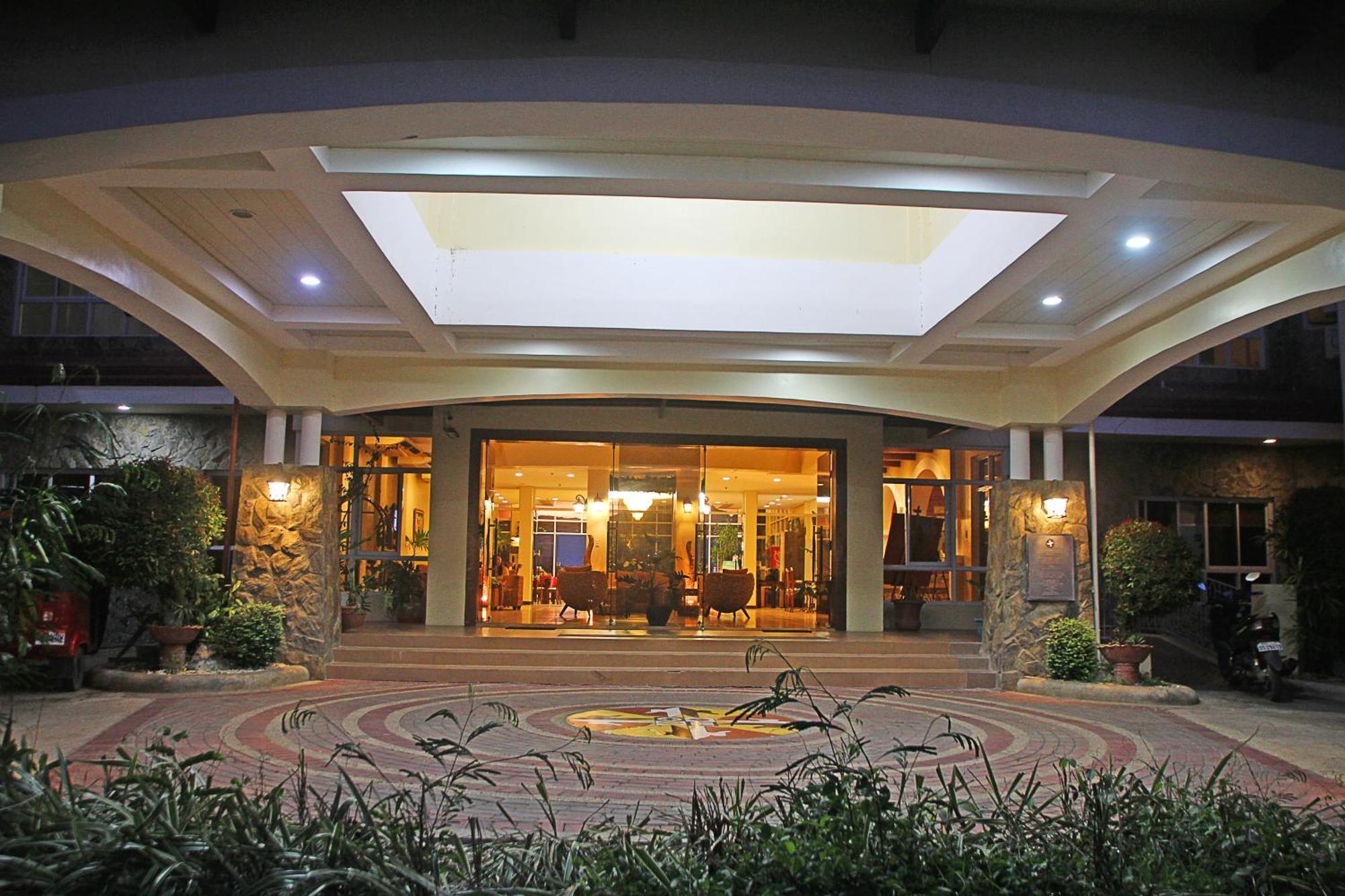 Hotel Palacio Puerto Princesa Exterior foto